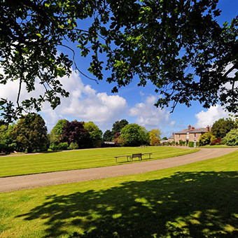 Broomhill-manor-outdoor6