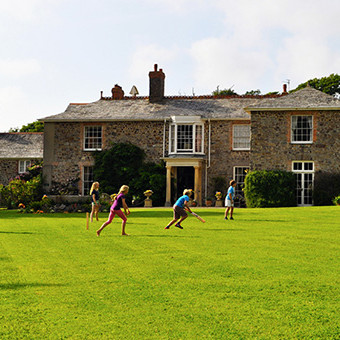 Cricket-at-Broomhill-Manor