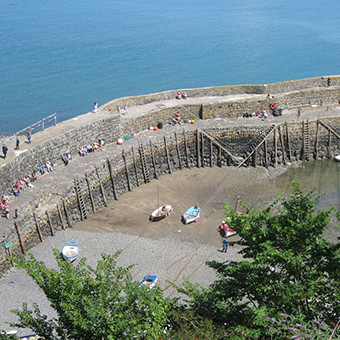 Clovelly3