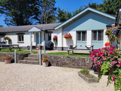 Luxury Holiday Cottage to rent Heron Cottage Broomhill Manor Bude Cornwall