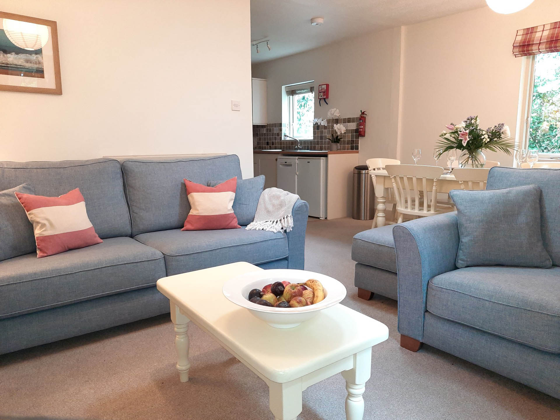 Nightingale Sitting and Dining Room 2 Broomhill Manor Holiday Cottages Bude Cornwall Nightingale Sitting and Dining Room 2 Broomhill Manor Holiday Cottages Bude Cornwall