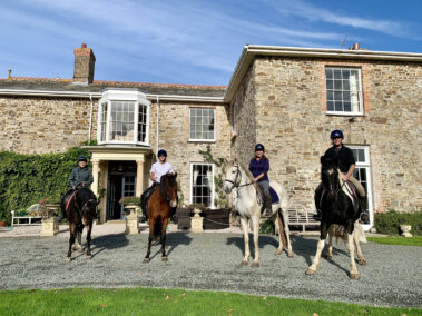 Broomhill Manor Holiday Cottages Bude Cornwall Horse Riding