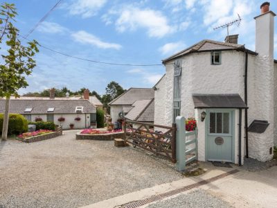 Broomhill Manor Holiday Cottages for rent in Bude North Cornwall