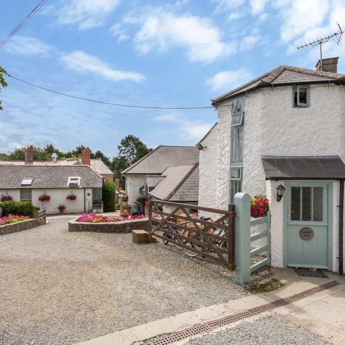 Broomhill Manor Holiday Cottages for rent in Bude North Cornwall