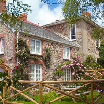 House Cottage Broomhill Manor
