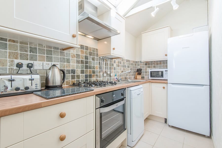 Woodpecker kitchen Broomhill Manor Holiday Cottages for rent in Bude North Cornwall